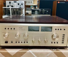 Amply accuphase E-303X